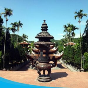 tour du lich chua huong the sinh tourism the sinh tourist 014 20240520 110819
