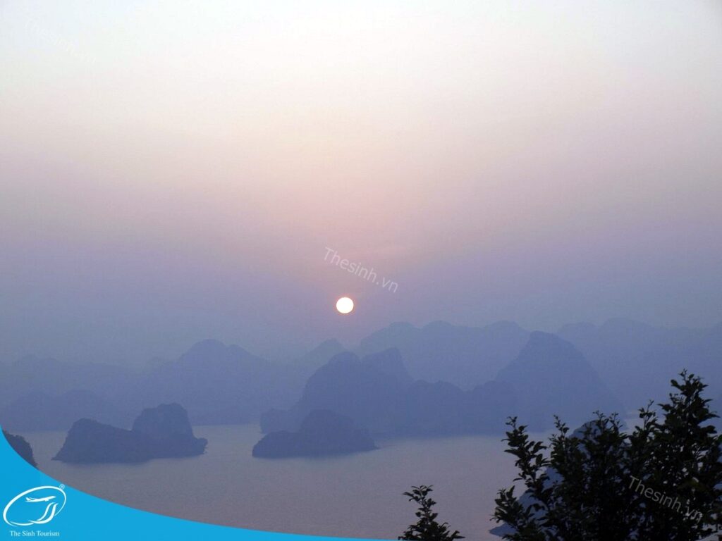 Đi tour Hạ Long 2 ngày 1 đêm cùng Thế Sinh Tourist