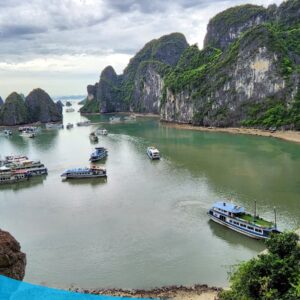 tour du lich ha long du lich the sinh hang sung sot 013 20240510 134757
