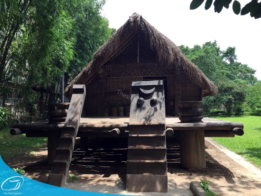 tour du lich ha noi du lich the sinh tourist the sinh tourism bao tang dan toc hoc 024 20240510 135056