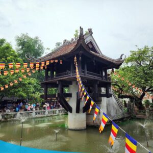 tour du lich ha noi du lich the sinh tourist the sinh tourism chua mot cot 004 20240510 135155