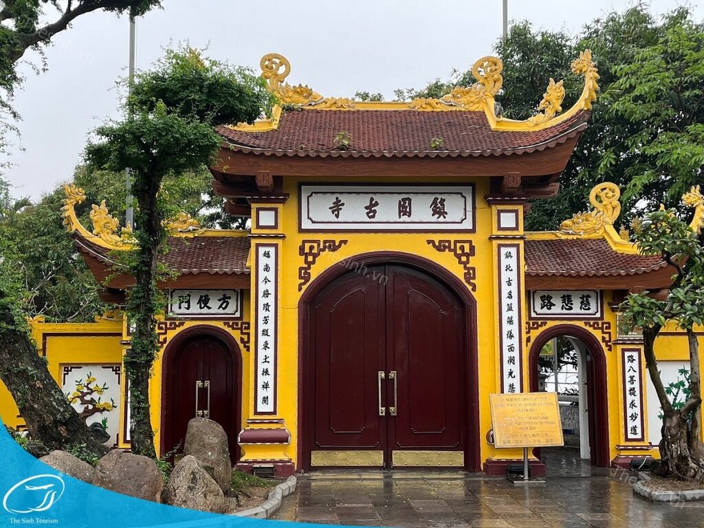 tour du lich ha noi du lich the sinh tourist the sinh tourism chua tran quoc 006 20240510 135335