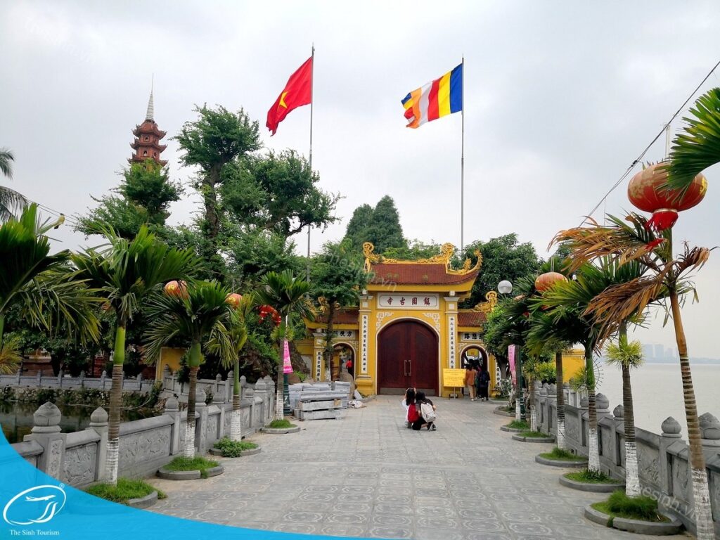 City tour Hà Nội - Trải nghiệm Thủ đô trong 1 ngày trọn vẹn 11 tour du lich ha noi du lich the sinh tourist the sinh tourism chua tran quoc 007 20240510 135336