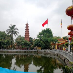 tour du lich ha noi du lich the sinh tourist the sinh tourism chua tran quoc 008 20240510 135336