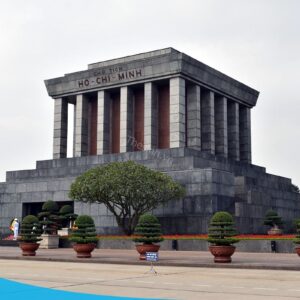 tour du lich ha noi du lich the sinh tourist the sinh tourism lang bac ho lang chu tich ho chi minh 015 20240510 135449