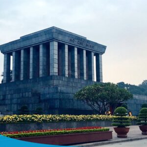 tour du lich ha noi du lich the sinh tourist the sinh tourism lang bac ho lang chu tich ho chi minh 017 20240510 135449