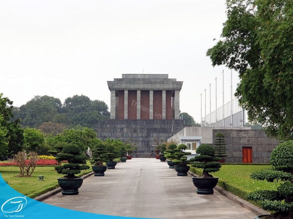 Đặt tour du lịch Hà Nội 2 ngày 1 đêm cùng Thế Sinh Tourist
