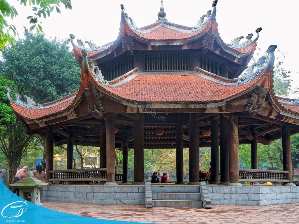 tour du lich ha noi du lich the sinh tourist the sinh tourism van mieu quoc tu giam 007 20240510 140025