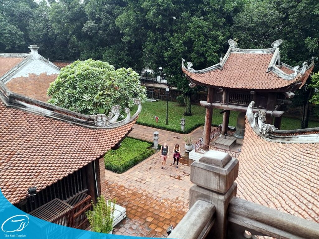tour du lich ha noi du lich the sinh tourist the sinh tourism van mieu quoc tu giam 011 20240510 140025