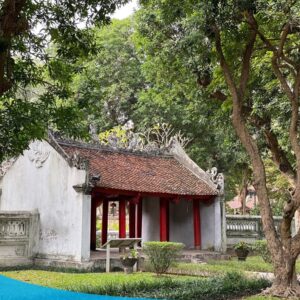 tour du lich ha noi du lich the sinh tourist the sinh tourism van mieu quoc tu giam 024 20240510 140026