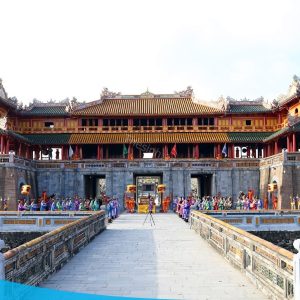 tour du lich hue du lich co do hue the sinh tourist the sinh tourism sinh cafe travel 002