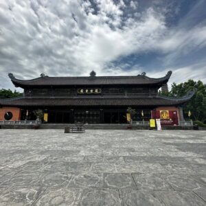 tour du lich ninh binh du lich the sinh tourist the sinh tourism chua bai dinh 011 20240510 141729