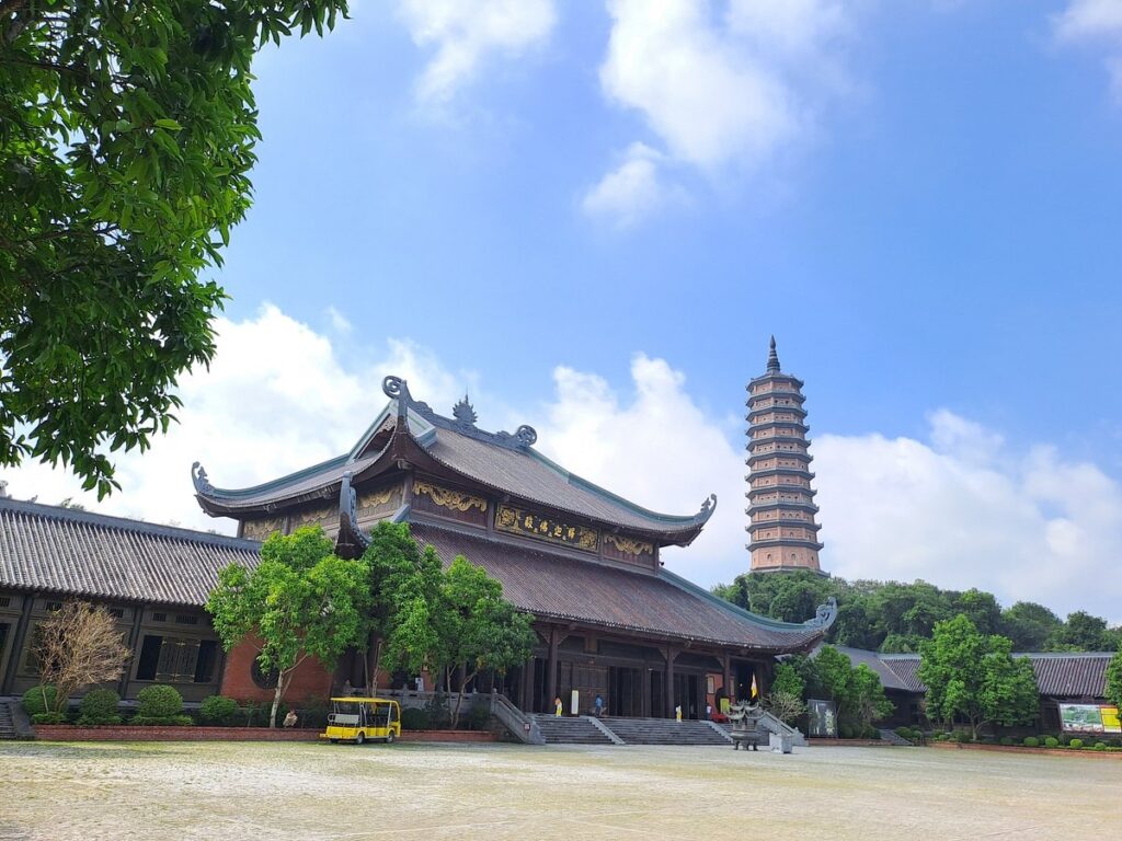 Đặt tour Ninh Bình - Hạ Long 3 ngày 2 đêm tại Thế Sinh Tourist