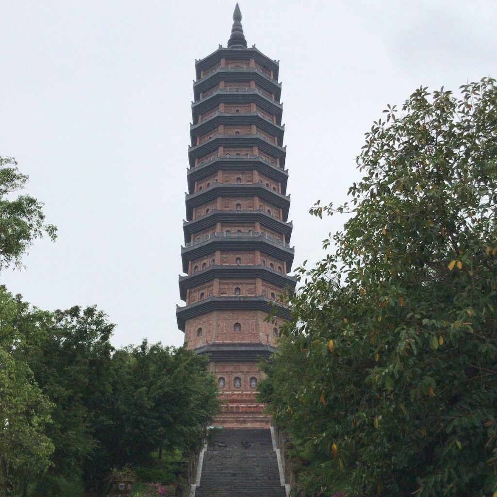 tour du lich ninh binh du lich the sinh tourist the sinh tourism chua bai dinh 050 20240510 141730