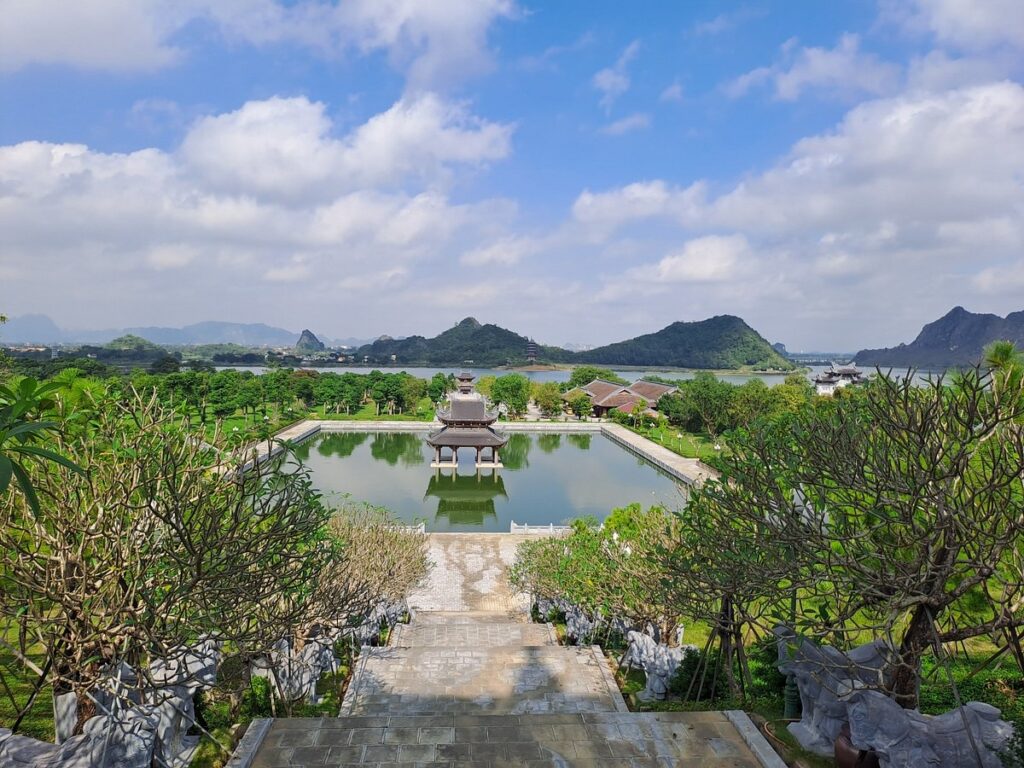 Du Lịch Ninh Bình - Cẩm Nang Trọn Bộ Từ A–Z 5 Du lịch Ninh Bình - Chùa Bái Đính