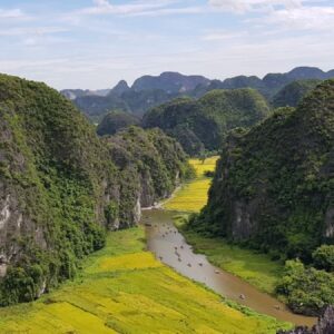 Du Lịch Tràng An Ninh Bình - Khám Phá Non Nước Hữu Tình Và Kinh Nghiệm Chi Tiết 11 Du lịch Ninh Bình - Đi tour Ninh Bình 3 ngày 2 đêm cùng Thế Sinh Tourist