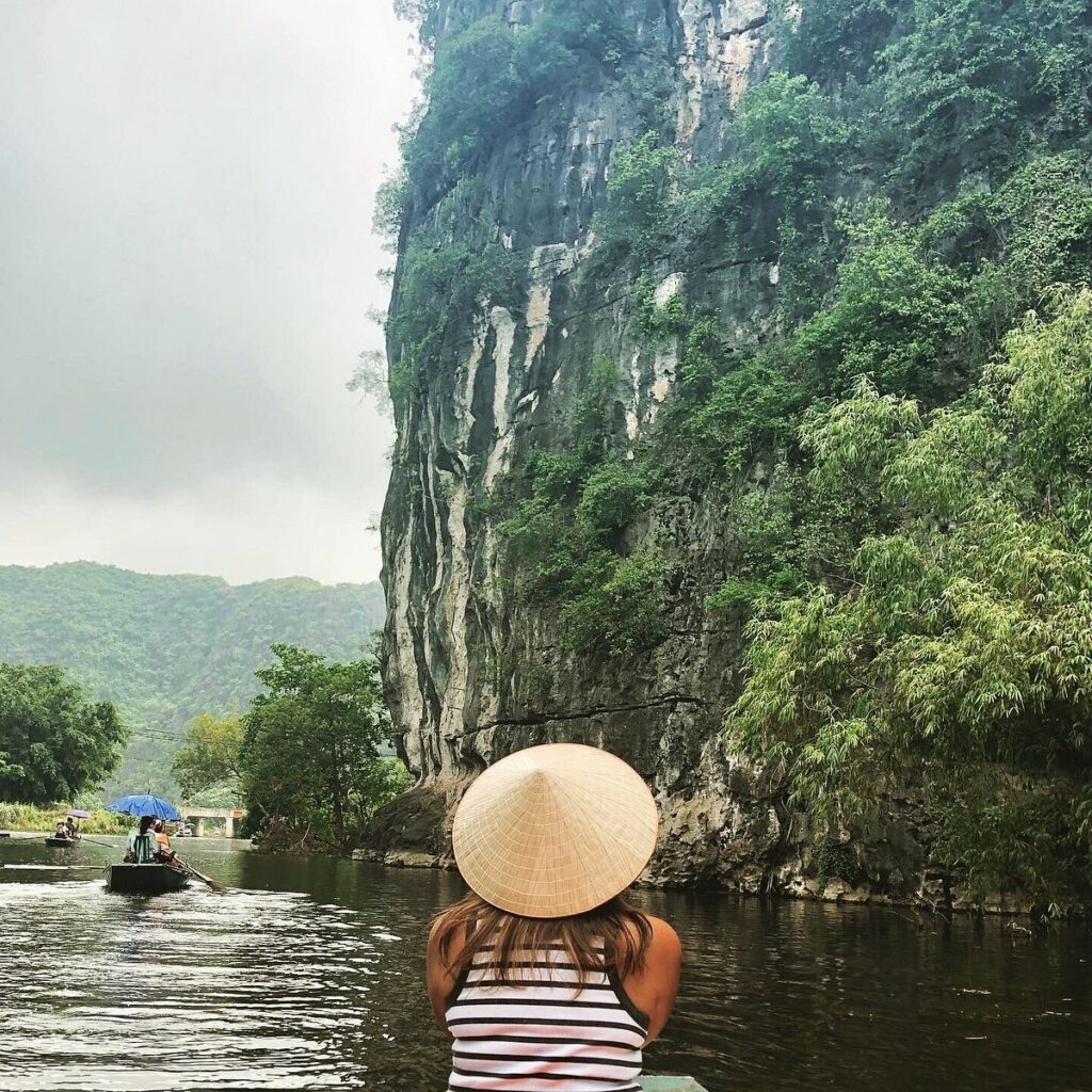 tour du lich ninh binh du lich the sinh tourist the sinh tourism hoa lu tam coc 005 20240510 141817