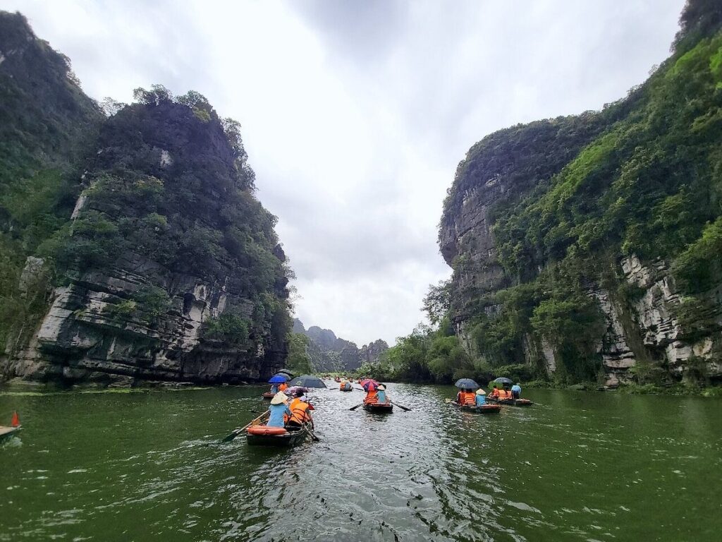 Đặt tour du lịch Ninh Bình 2 ngày 1 đêm tại Thế Sinh Tourist
