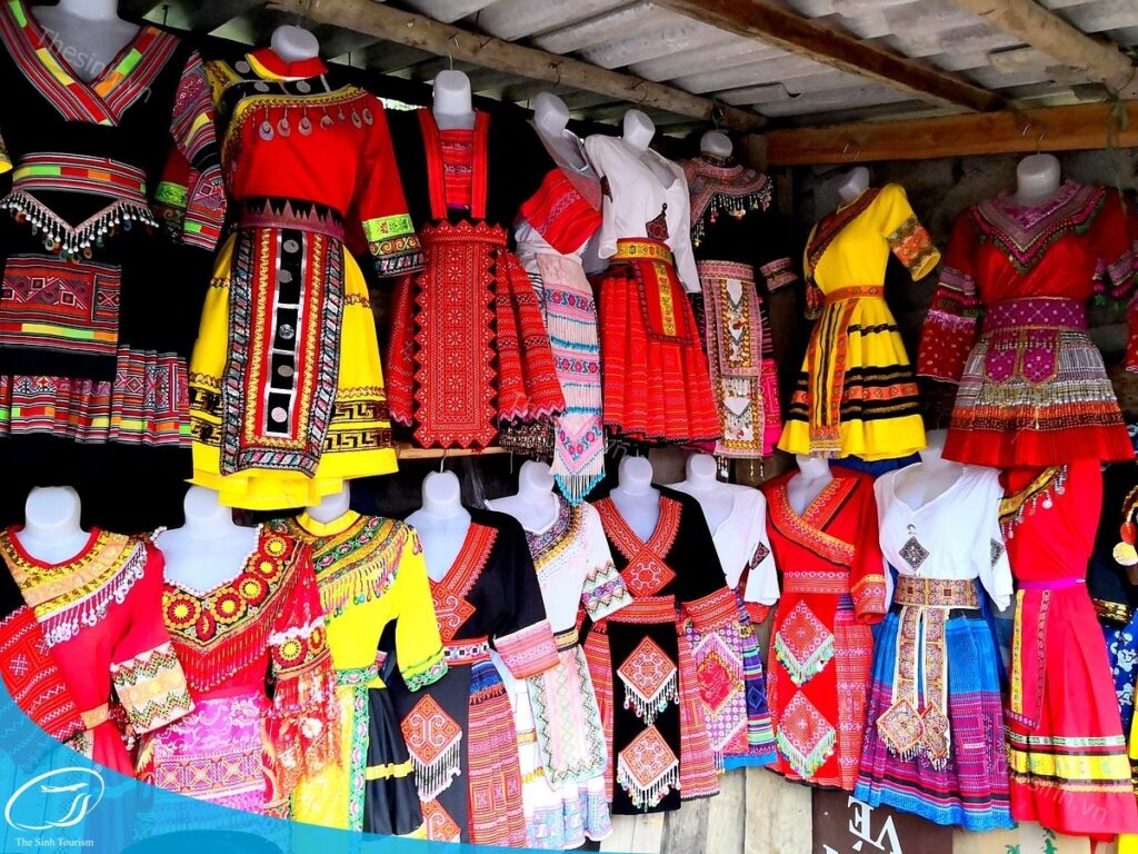 Đặt Tour Du Lịch Sapa Giá Rẻ: Combo Và Hướng Dẫn Chi Tiết 14 tour du lich sapa tour du lich sa pa du lich the sinh tourist the sinh tourism sinhcafe travel 039 20240510 142056