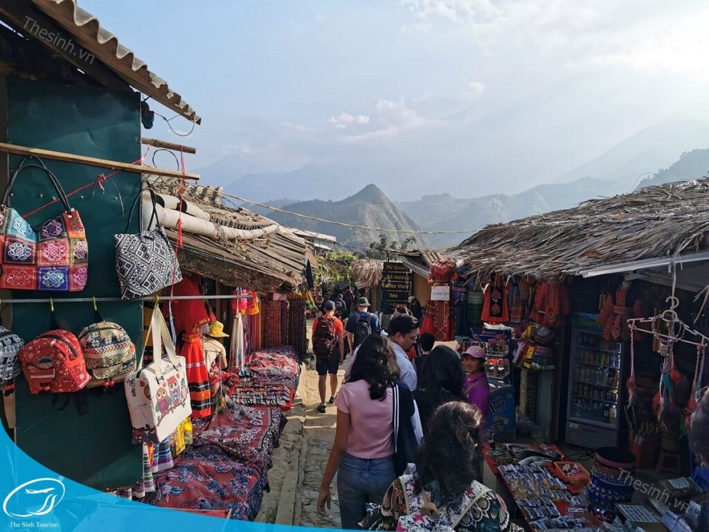 Tour Du Lịch Sapa Từ Hà Nội: Lịch Trình Và Giá Rẻ Nhất 4 tour du lich sapa tour du lich sa pa du lich the sinh tourist the sinh tourism sinhcafe travel 040 20240510 142057