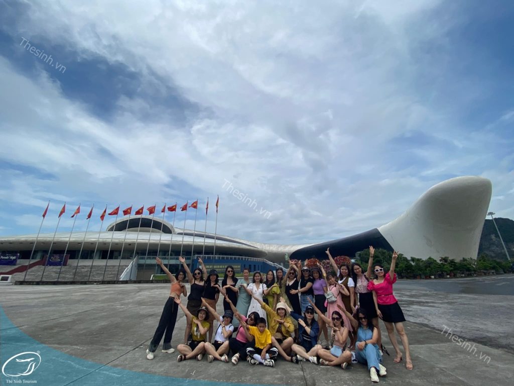 Du lịch Hạ Long 2 ngày 1 đêm giá rẻ - Bí kíp đi chơi thả ga mà không lo "đau ví"! 23 Du lịch Hạ Long 2 ngày 1 đêm giá rẻ tại Thế Sinh Tourist