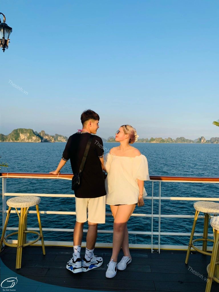 Du Thuyền Hạ Long 2 Ngày 1 Đêm – Trải Nghiệm Nghỉ Đêm Giữa Lòng Vịnh 10 du lich the sinh the sinh tourist du lich ha long tour ha long 027 20250725