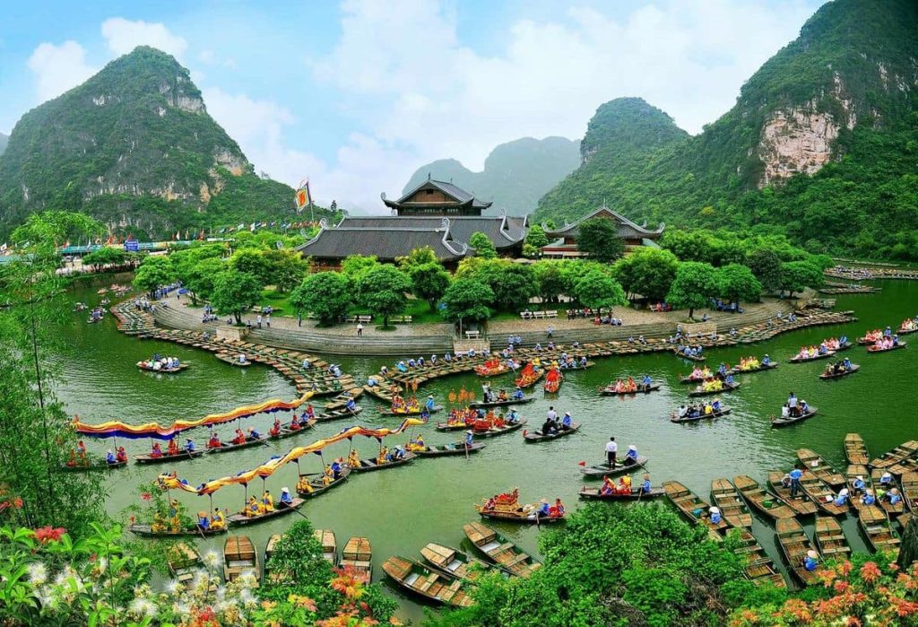 Đặt tour Hồ Chí Minh - Hà Nội City - Ninh Bình 3 ngày 2 đêm cùng Thế Sinh Tourist