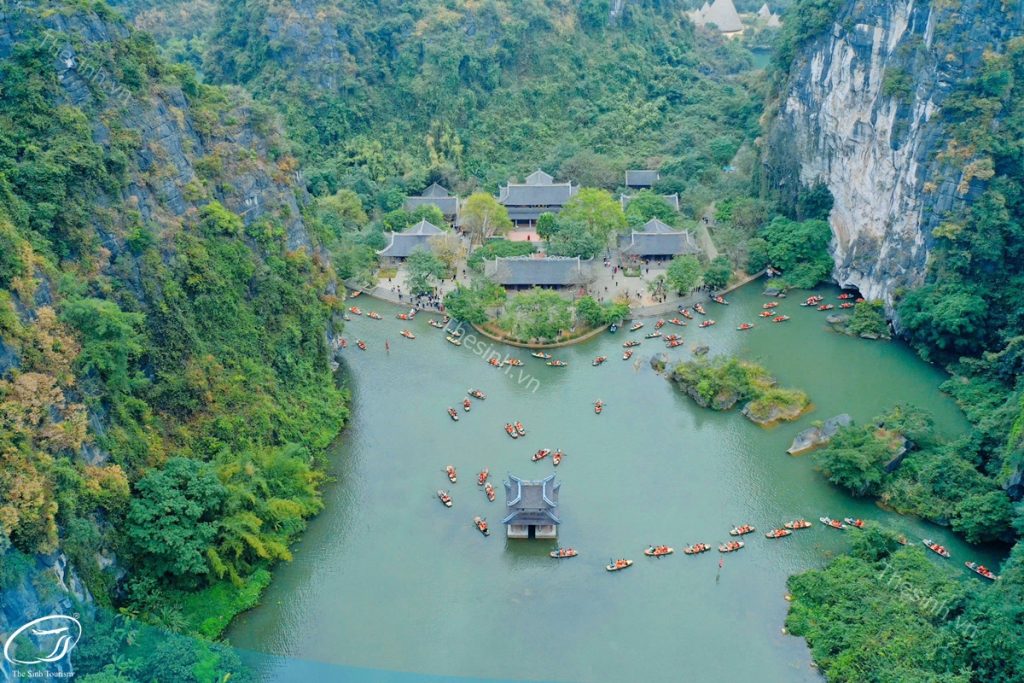 Du Lịch Ninh Bình 2 Ngày 1 Đêm - Trải Nghiệm Trọn Vẹn Vẻ Đẹp Non Nước Cố Đô 4 Du lịch Ninh Bình