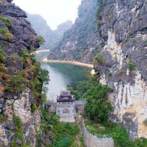 Tour VIP Tuyệt Tình Cốc Tràng An Hang Múa 1 Ngày 3 du lich the sinh the sinh tourist tour du lich ninh binh trang an 1005 20250925