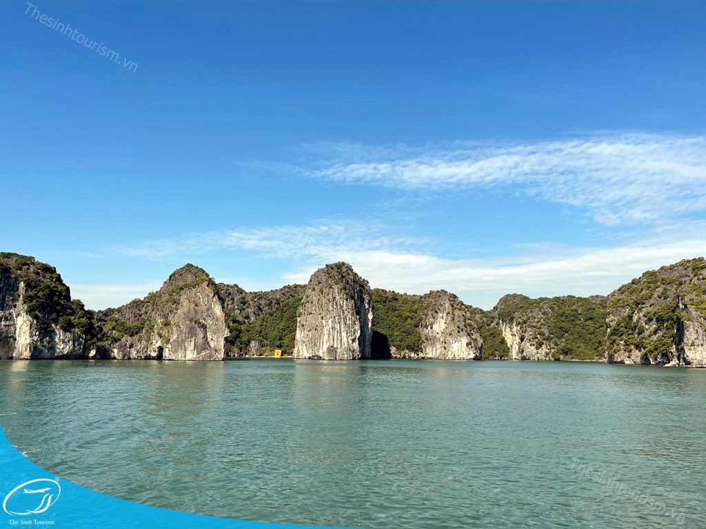 tour du lich cat ba du lich dao cat ba vinh lan ha the sinh tourist sinh cafe travel ba trai dao beach 20240919 103659