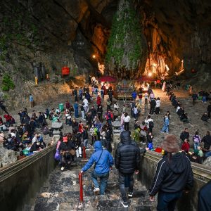 tour du lich chua huong the sinh tourist sinh cafe travel the sinh tourist 003 20251115