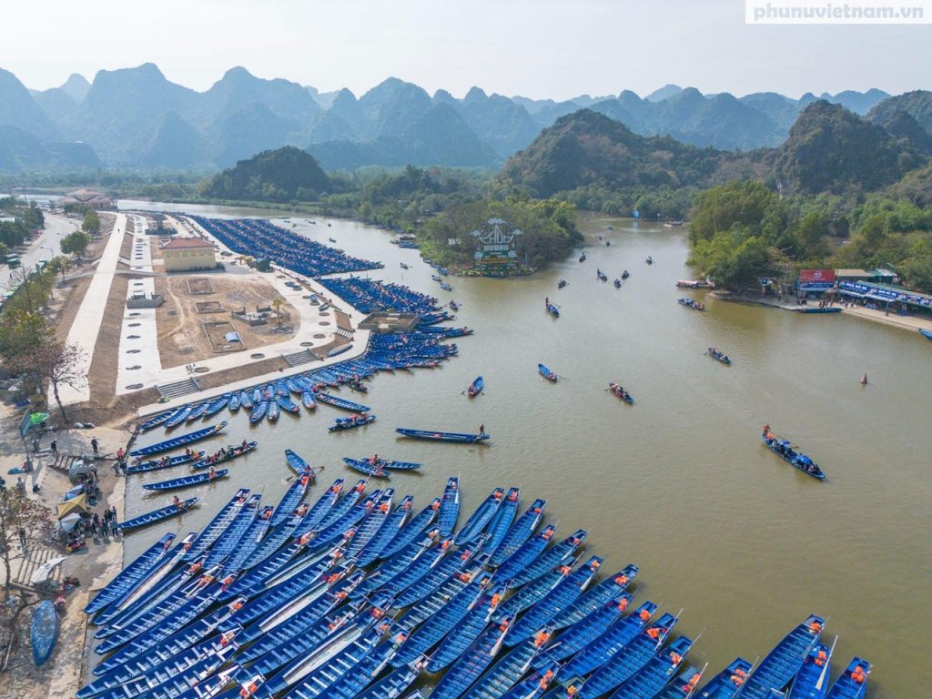 Đi tour Chùa Hương cùng Thế Sinh Tourist