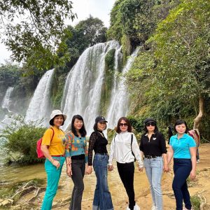 du lich the sinh du lich cao bang ho ba be the sinh tourist 012 20241022