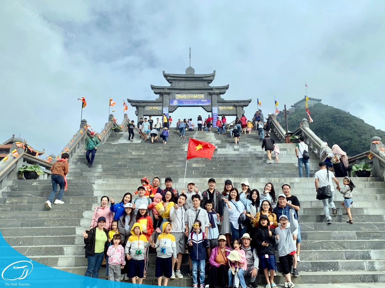 TOUR HCM - HÀ NỘI CITY - VÒNG CUNG TÂY BẮC 6N5Đ 73 Tour HCM – Hà Nội City – Vòng cung Tây Bắc