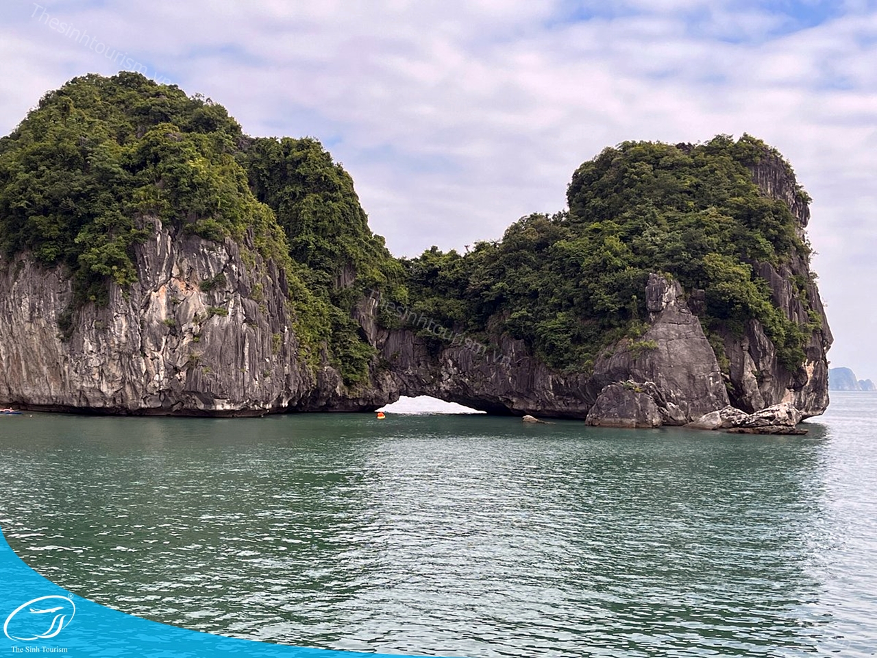 tour-du-lich-cat-ba-du-lich-dao-cat-ba-vinh-lan-ha-the-sinh-tourist-sinh-cafe-travel-005-20240919 tour du lich cat ba du lich dao cat ba vinh lan ha the sinh tourist sinh cafe travel 005 20240919